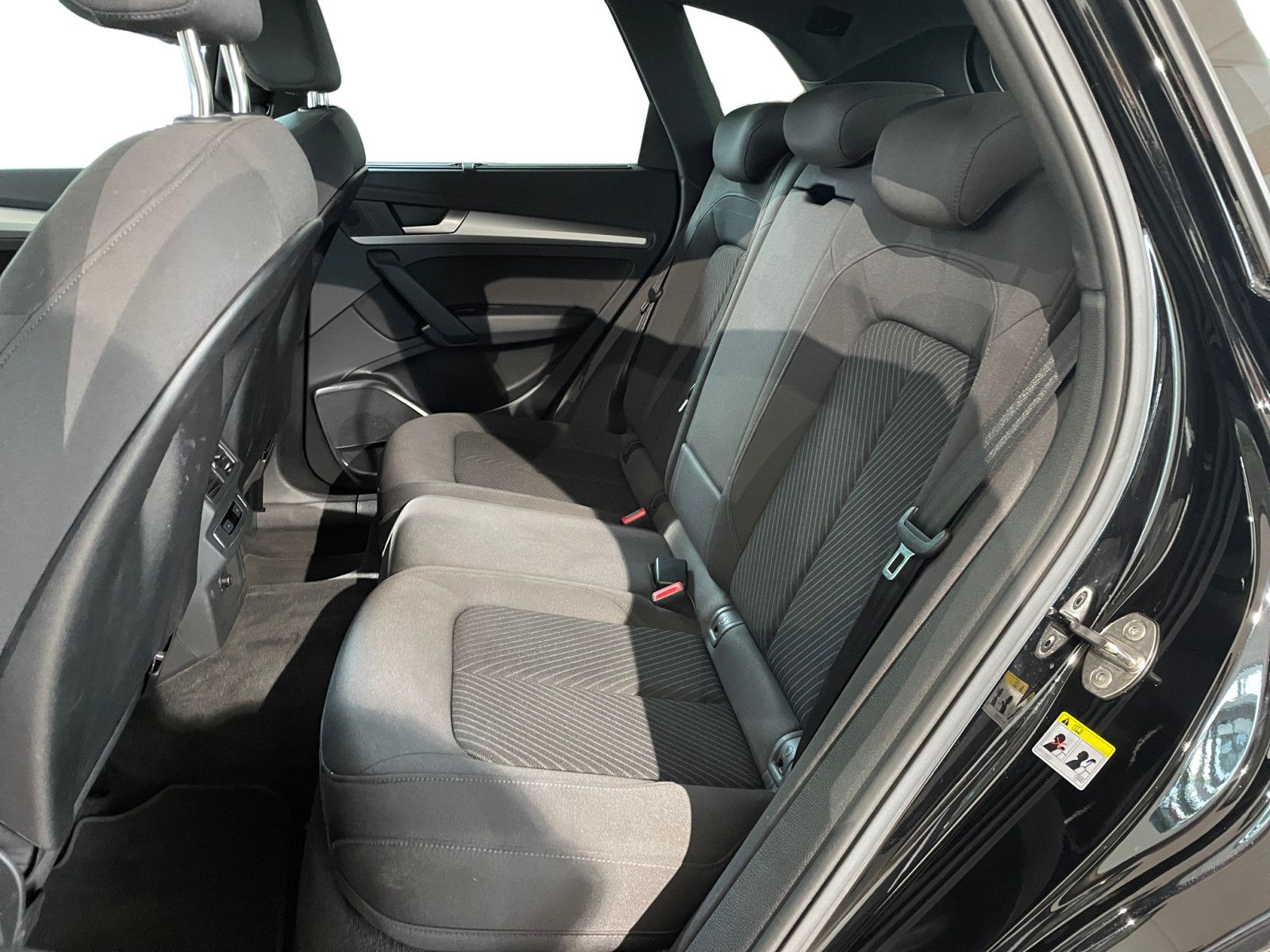 Audi Q5 40 TFSI quattro S-trc advanced - Samsaru's Car Outlet
