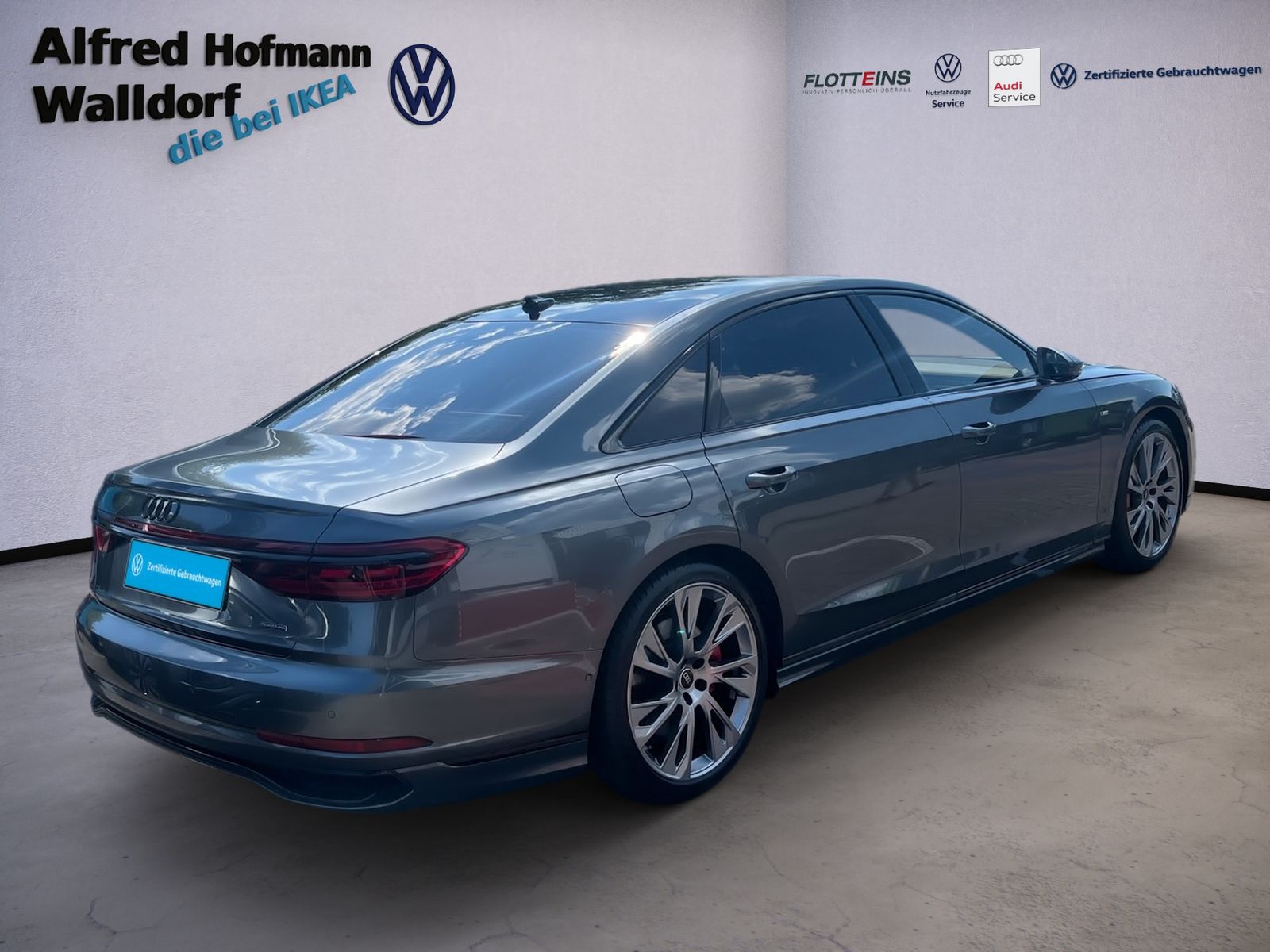 Audi A8 lang 3.0 TFSI quattro - Samsaru's Car Outlet