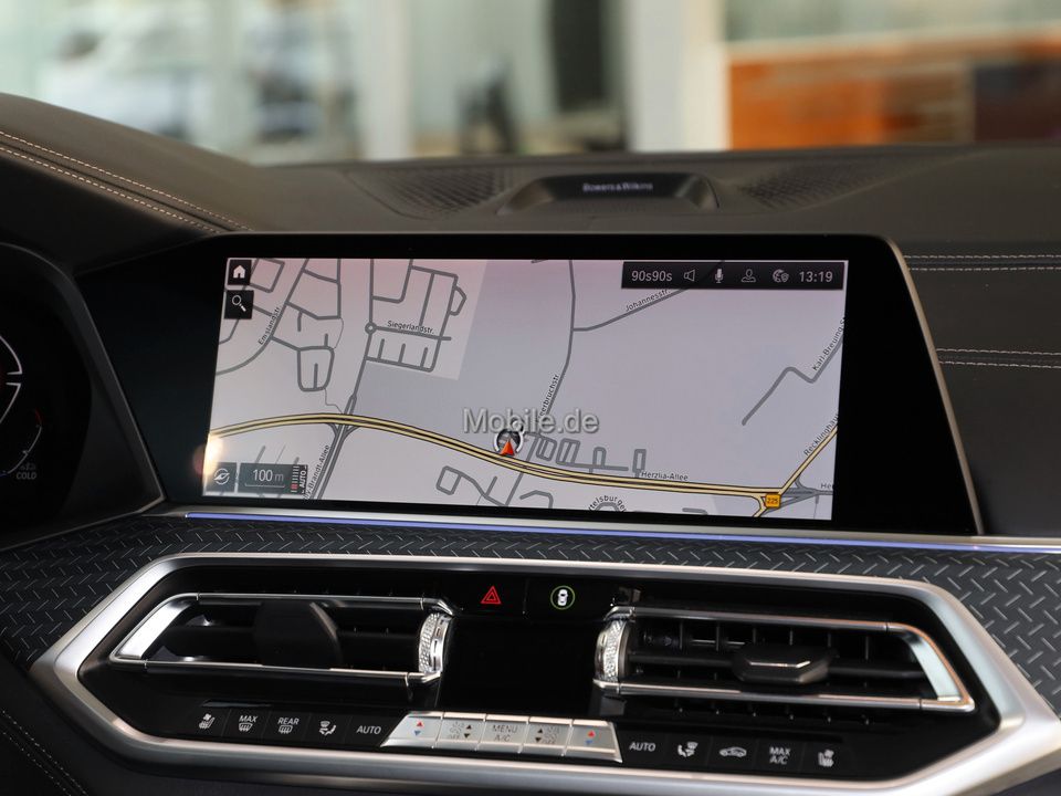 BMW X6 xDrive40d *Black Vermilion* UPE 139TEuro