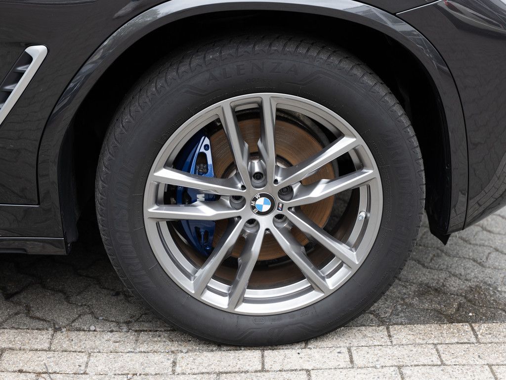 BMW X3 xDrive 30e M-Sportpaket - Samsaru's Car Outlet