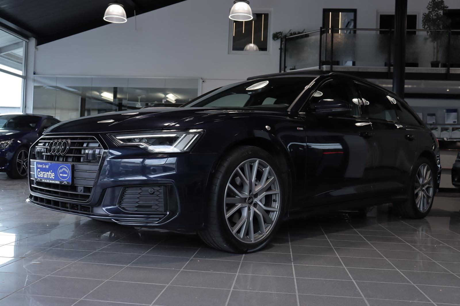 Audi A6 40 TDI quattro S-LINE Black - Samsaru's Car Outlet