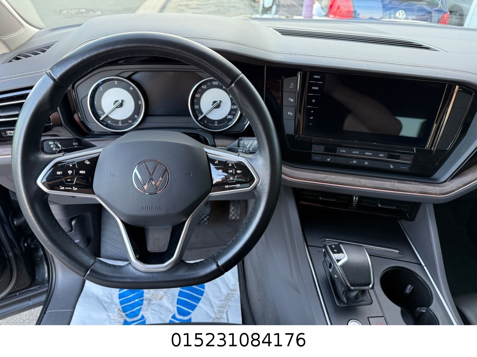 Volkswagen Touareg Atmosphere 4Motion - Samsaru's Car Outlet