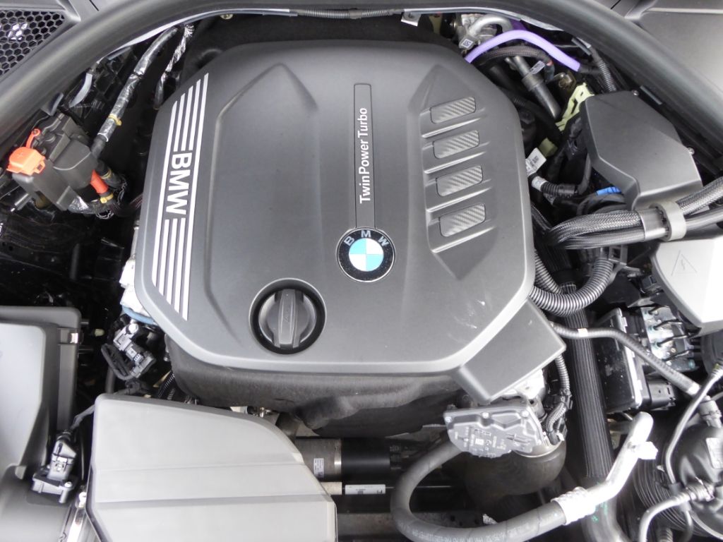 BMW 320 d xDrive Touring M Sport Head Up adapt. LED
