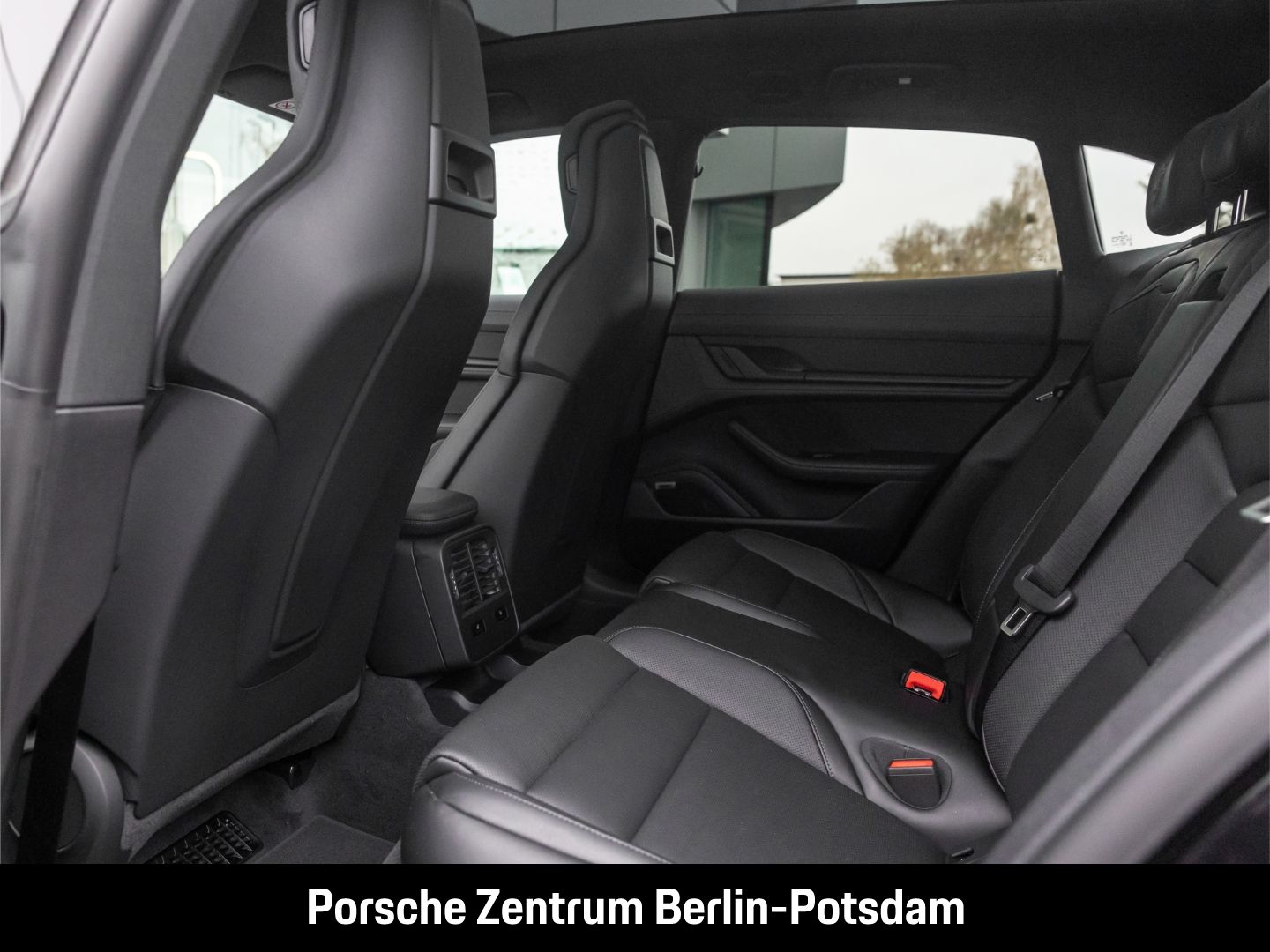 Porsche Taycan 4 Cross Turismo HD-Matrix InnoDrive 21-Zo