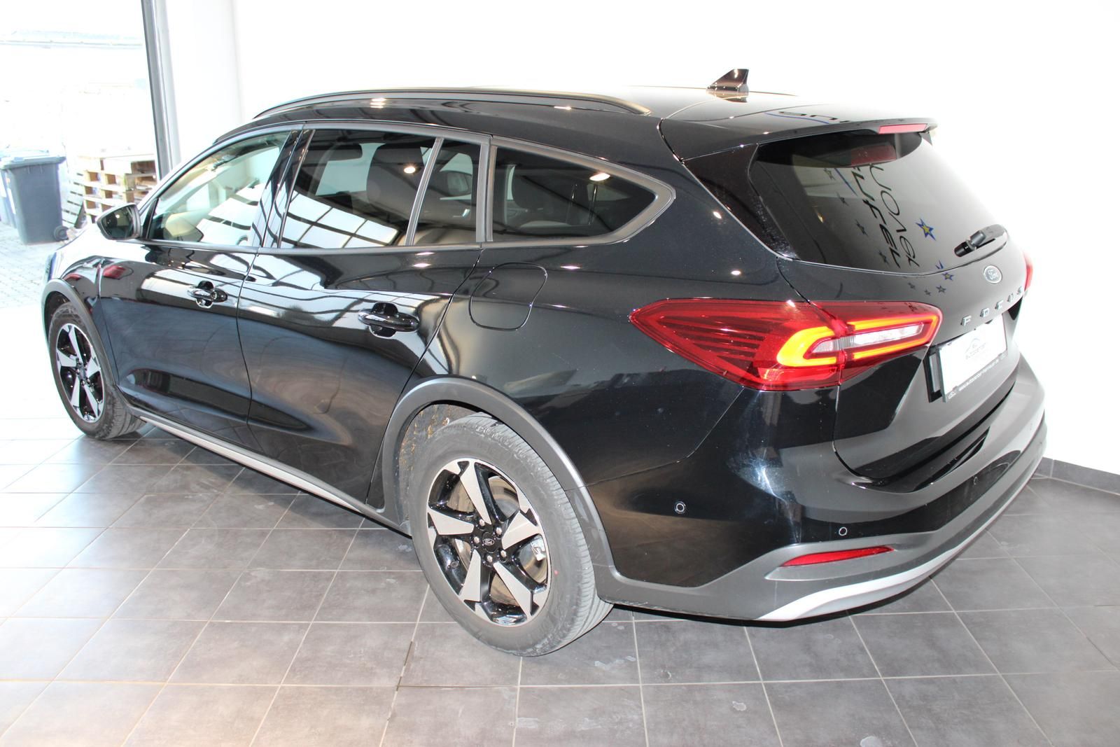 Ford Focus Turnier 1.0 MHEV Active Navi LED Lenk/SHZ