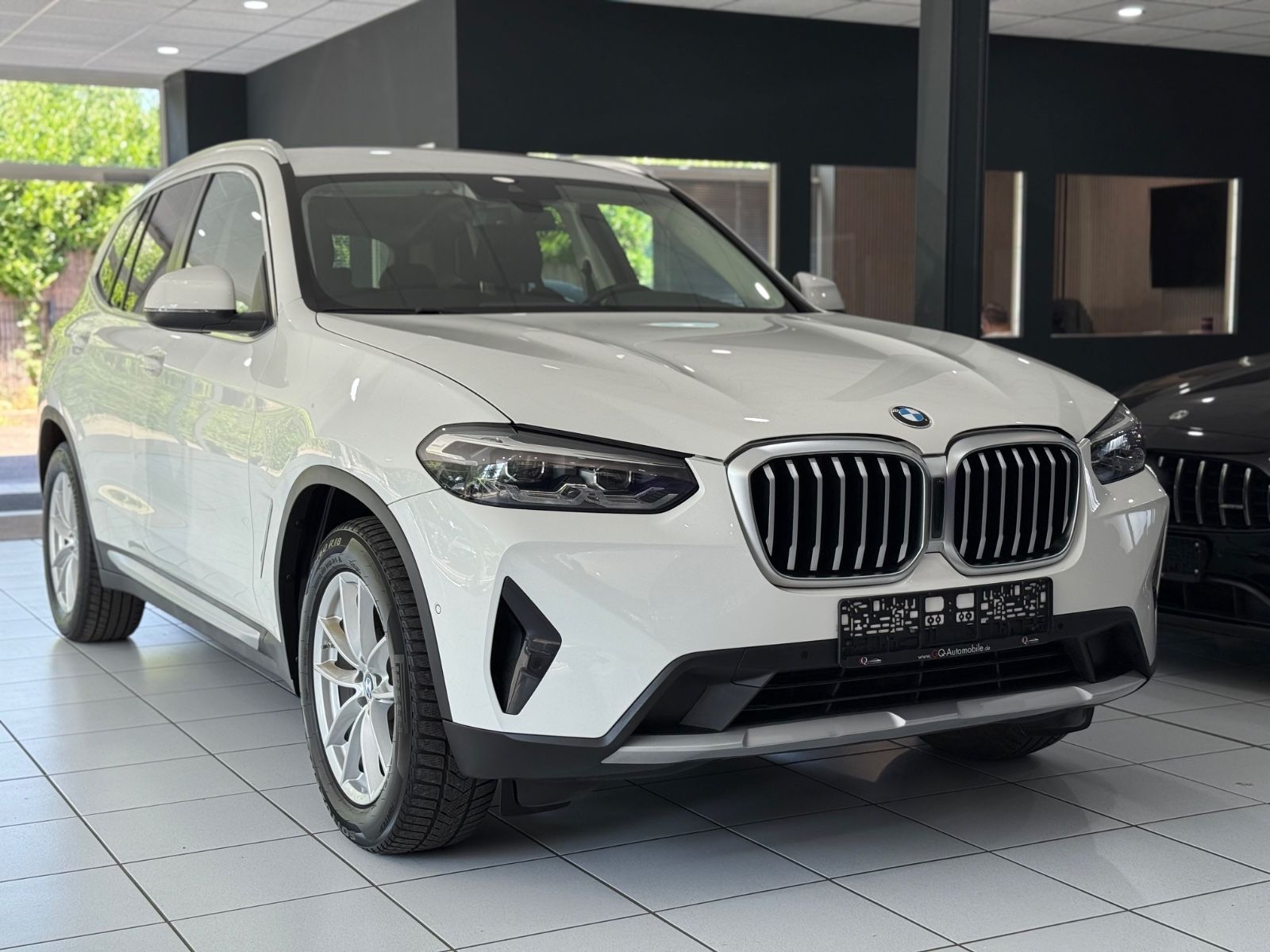 BMW X3 xDrive 20d - Samsaru's Car Outlet