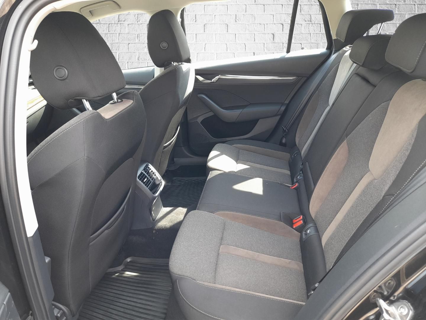 Skoda Octavia Combi SCOUT 2.0 TDI 4x4 - Samsaru's Car Outlet