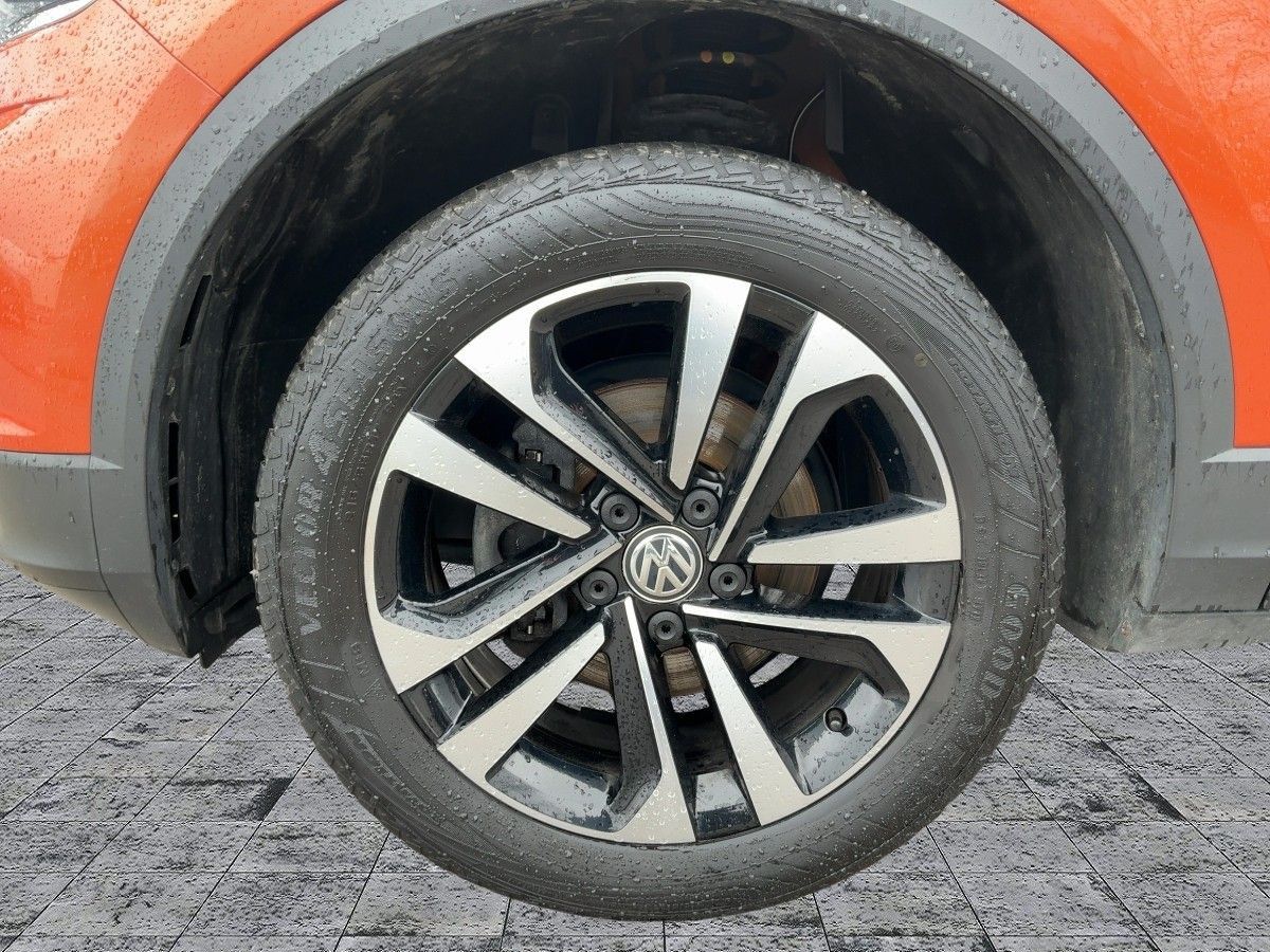 Volkswagen T-Roc 1.5TSI DSG UNITED - Samsaru's Car Outlet