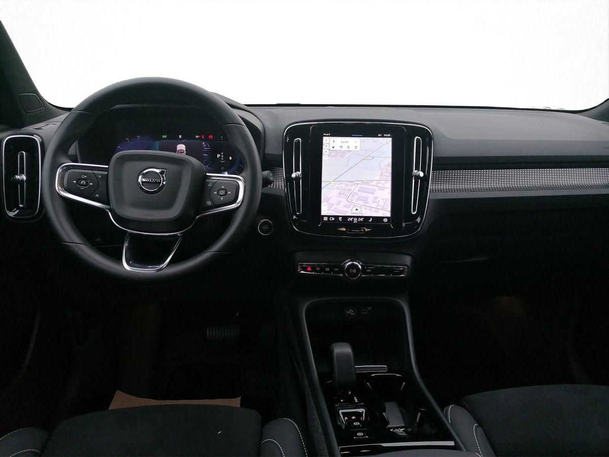 Volvo XC 40 B4 2WD Ultra Dark Aut. Pano Allwetter AHK