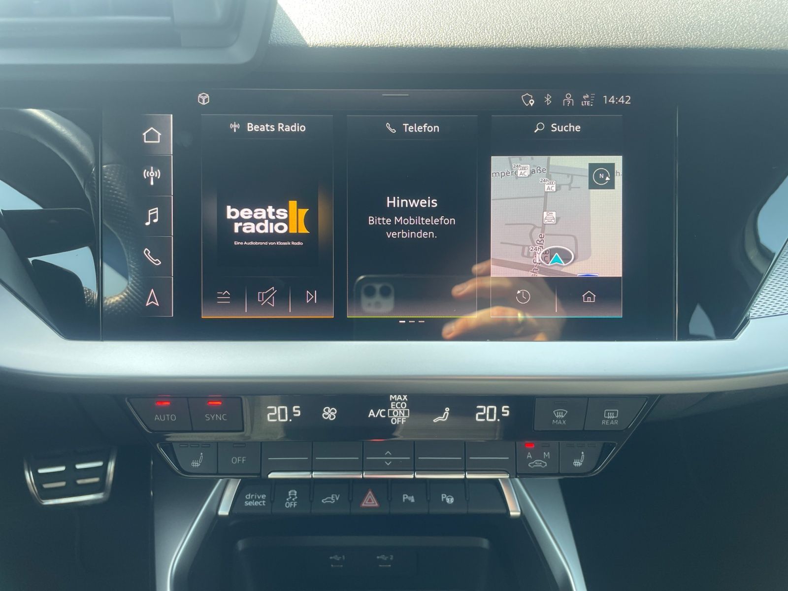 Audi A3 Sportback 40 1.4 TFSIe advanced S line Navi R