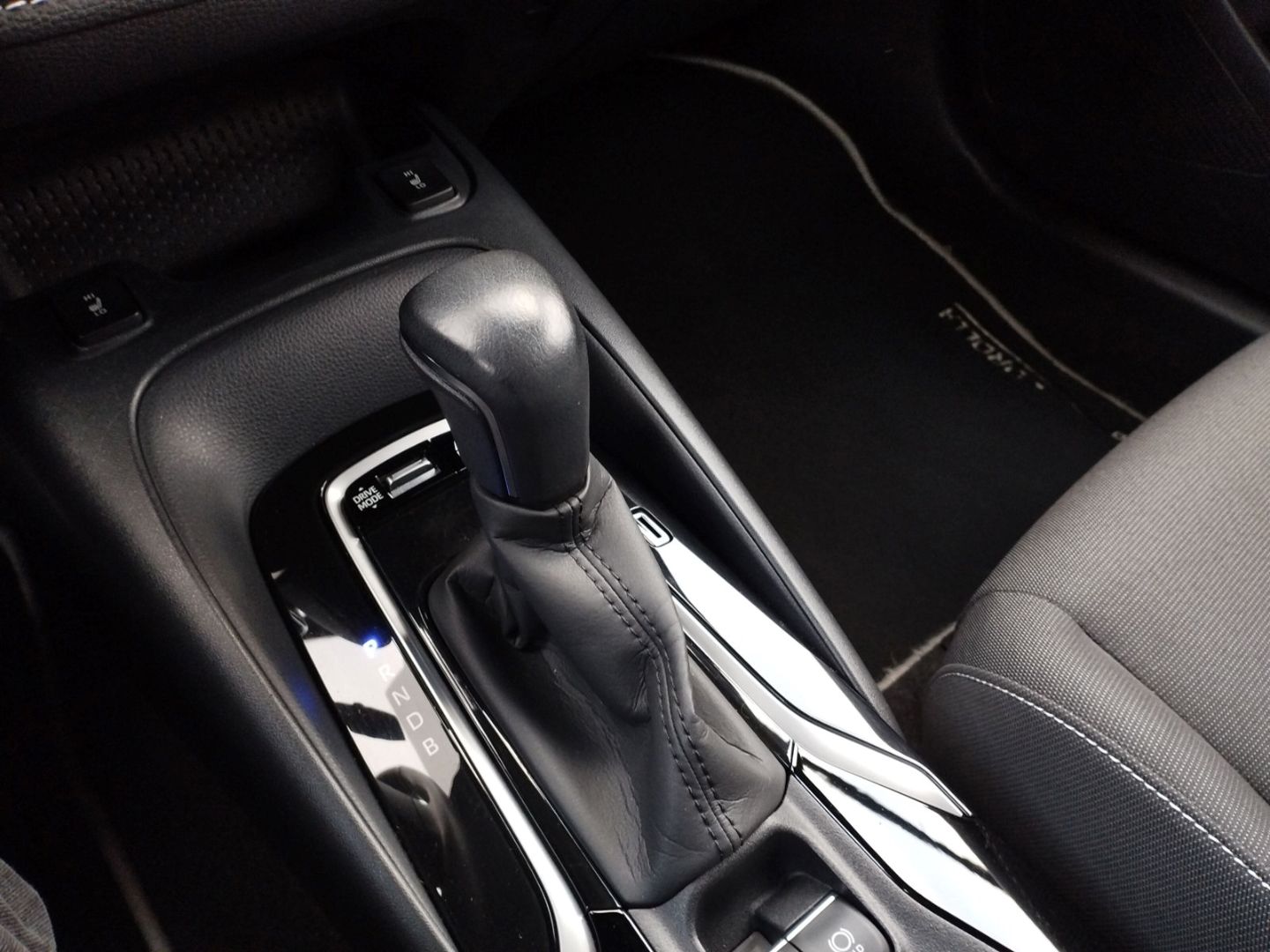 Toyota Corolla Hybrid Business Edition - Samsaru's Car Outlet