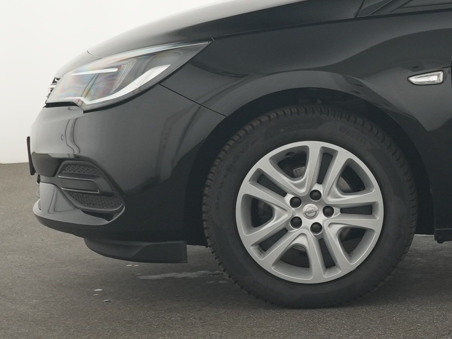 Opel Astra Edition - Samsaru's Car Outlet