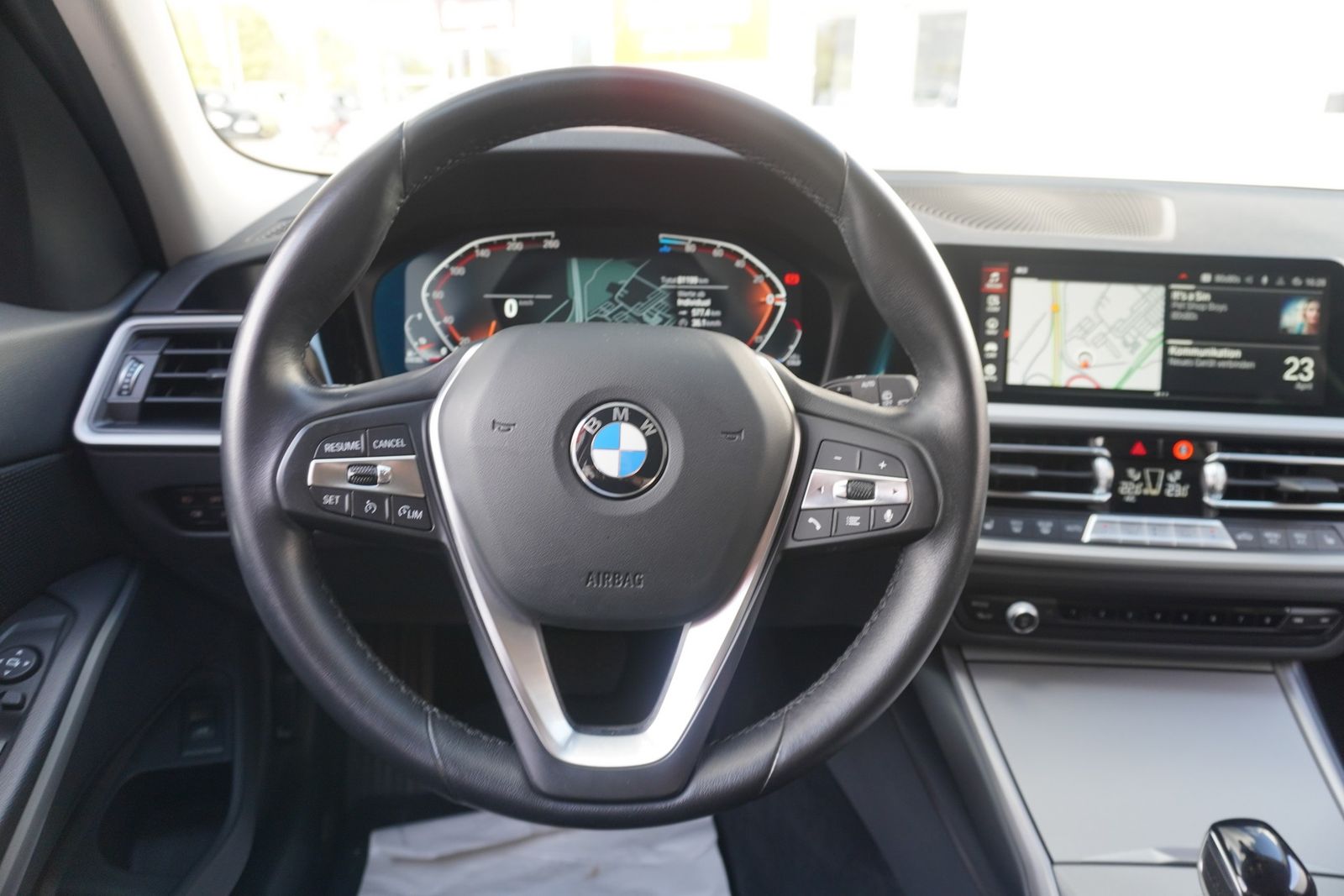 BMW 320d Touring Aut. - Samsaru's Car Outlet