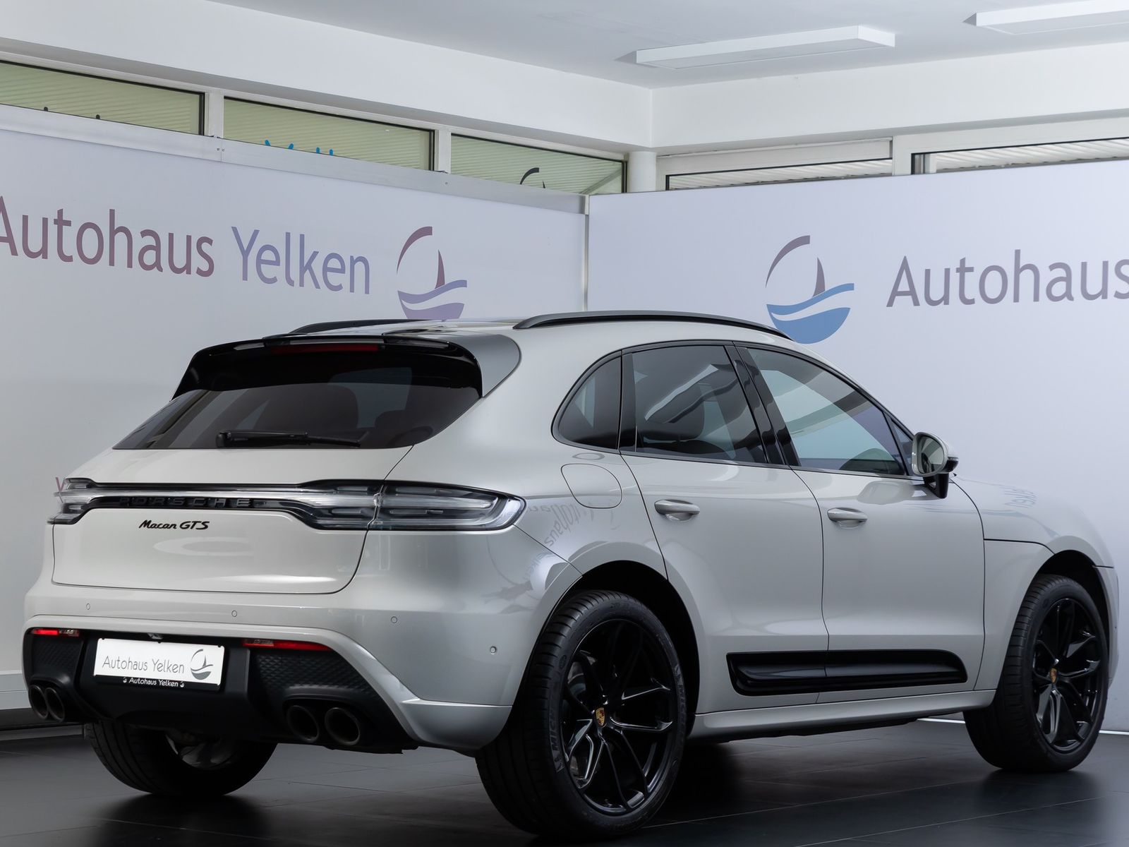 Porsche Macan GTS ACC*PANO*LUFT*BOSE*18-WEGE*STDHZ*360°