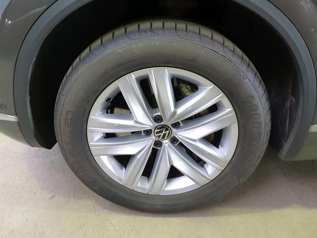 Volkswagen Touareg Elegance 4M 3.0 TSI - Samsaru's Car Outlet
