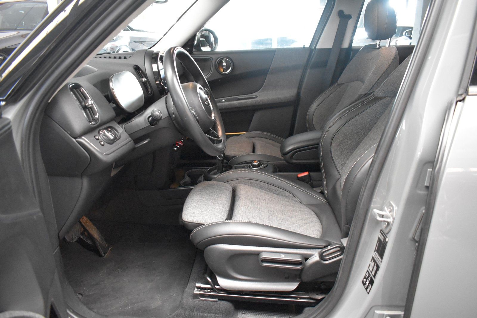 MINI Cooper D Countryman All4 Chili - Samsaru's Car Outlet