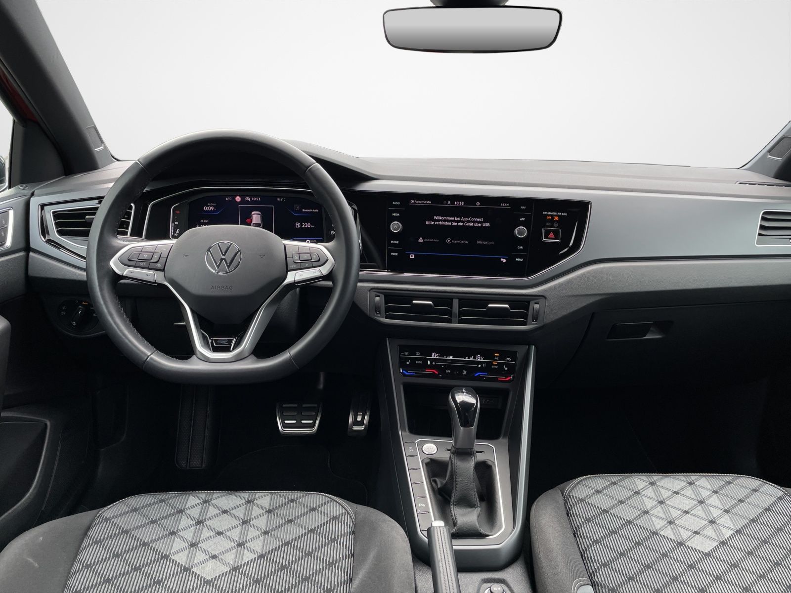 Volkswagen Taigo 1.0 TSI DSG R-Line - Samsaru's Car Outlet
