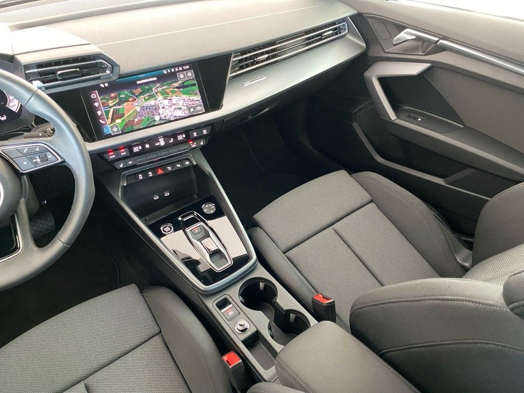 Audi A3 Limousine 30 TFSI advanced - Samsaru's Car Outlet