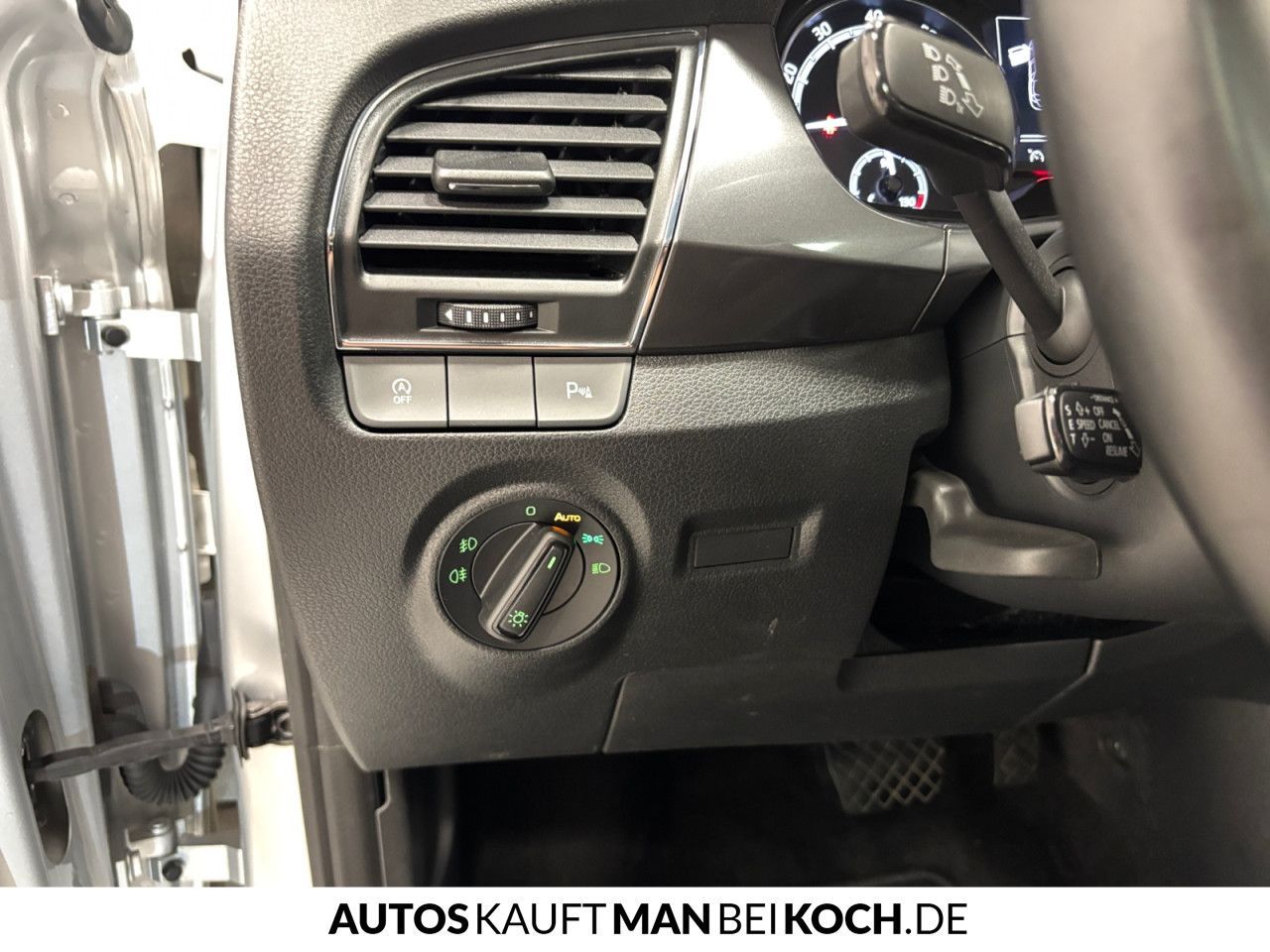 Skoda Fabia 1.0 TSI DSG - Samsaru's Car Outlet