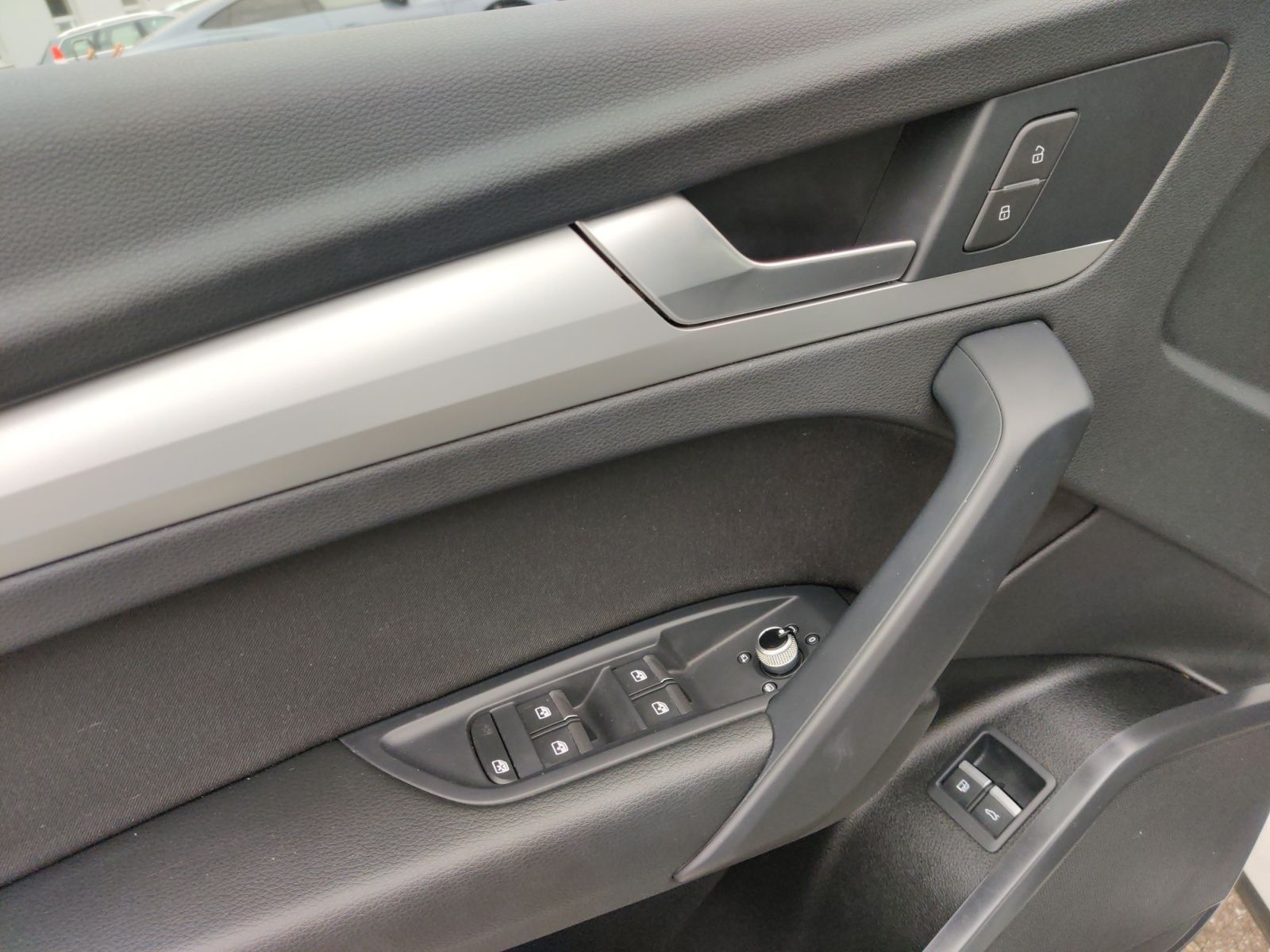 Audi Q5 50 TFSI e q. S-Tronic Advanced - Samsaru's Car Outlet