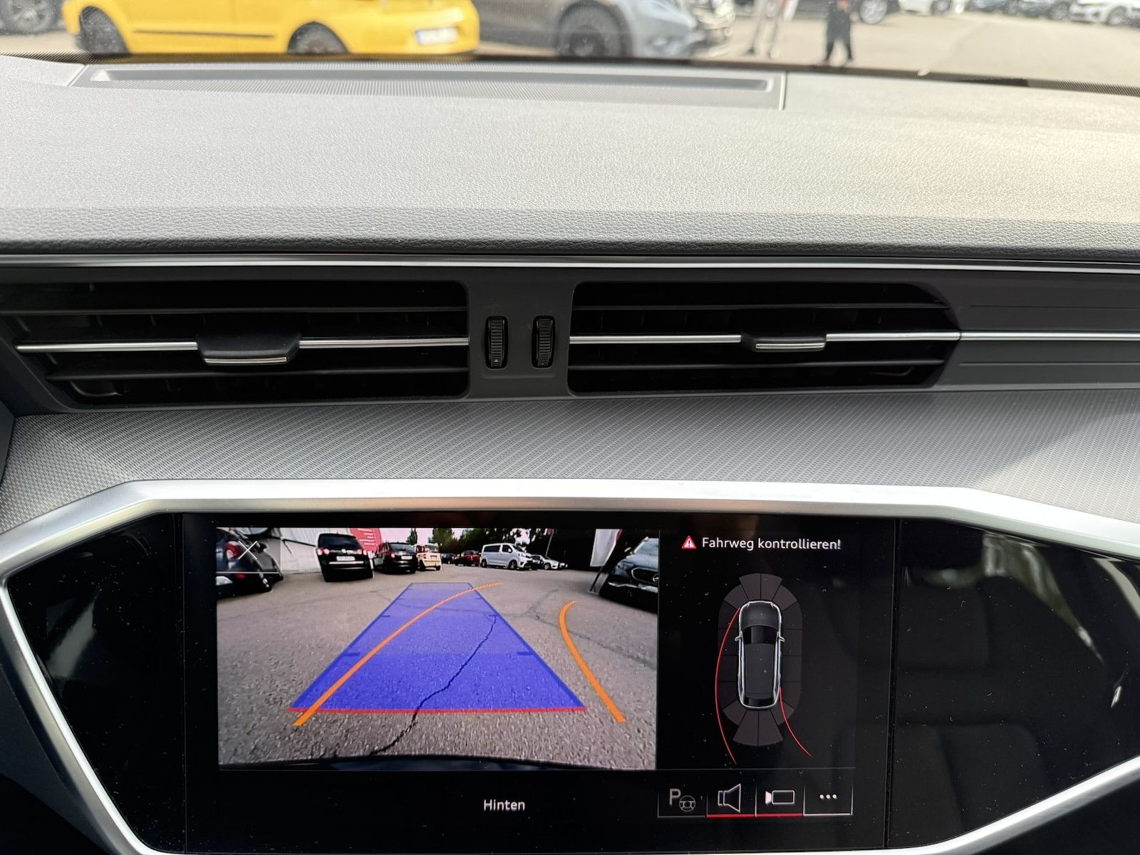 Audi A6 2.0 TDI Advanced - Samsaru's Car Outlet