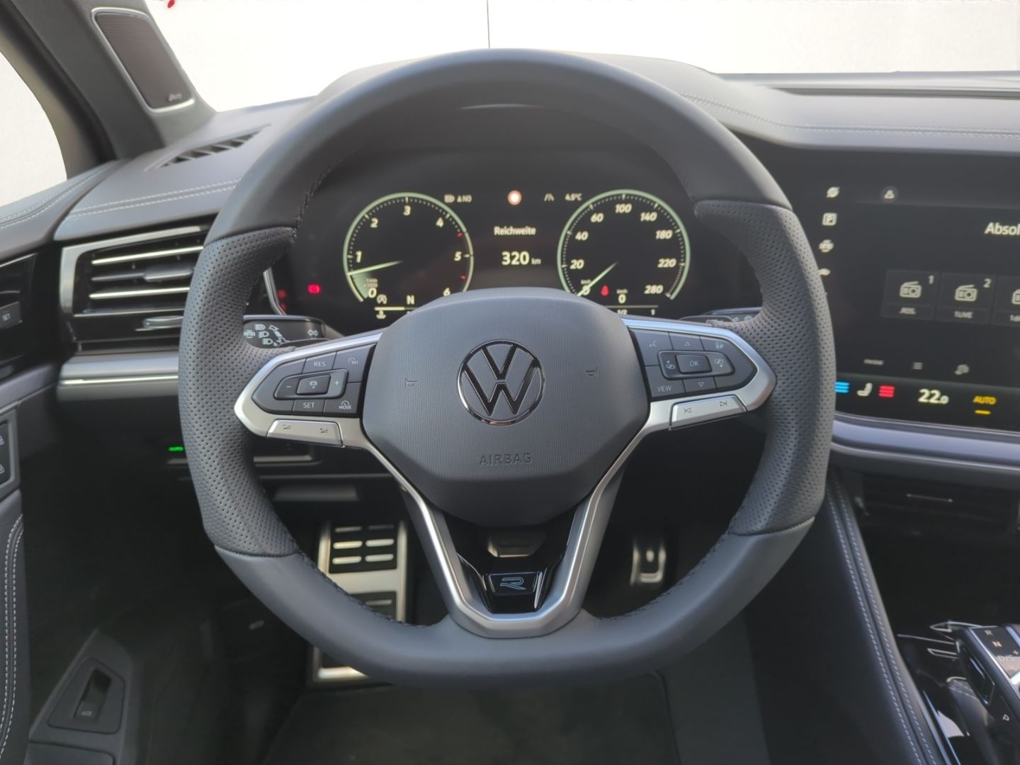 Volkswagen Touareg R-Line 3.0 V6 TDI 4MOTION DSG AHK,NAV,SH