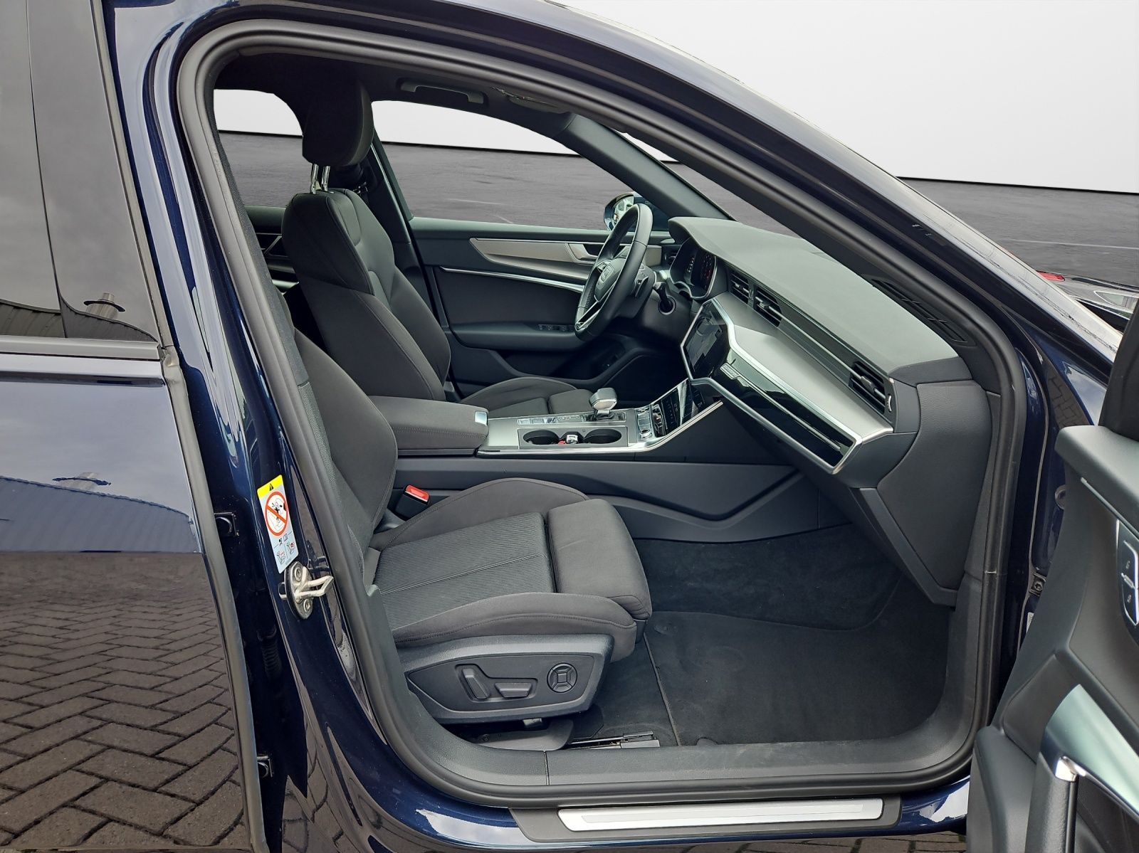 Audi A6 Avant 45 TFSI S tronic quattro - Samsaru's Car Outlet