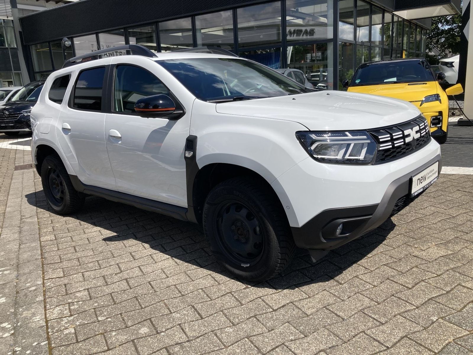 Dacia Duster Extreme TCe 130 - Samsaru's Car Outlet