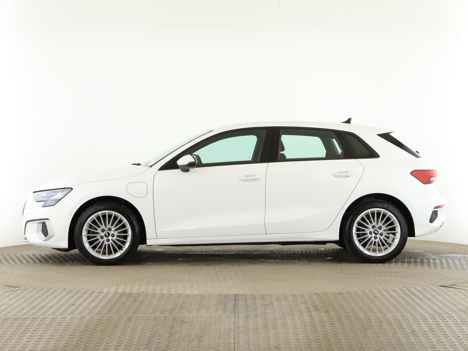 Audi A3 Sportback 40 TFSIe advanced *HYBRID*LED*PDC*M