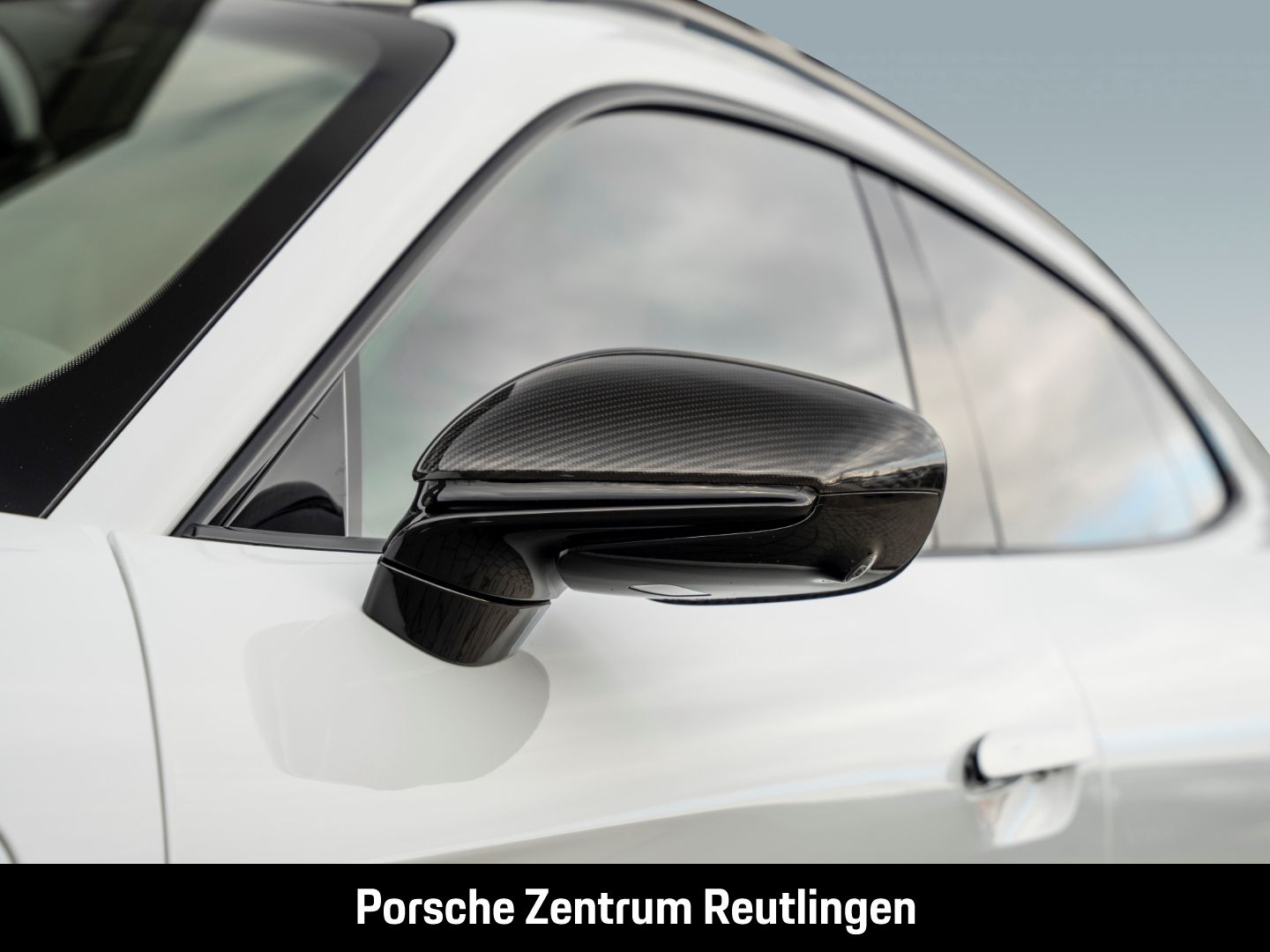 Porsche Taycan Turbo S Cross Turismo InnoDrive Head-Up