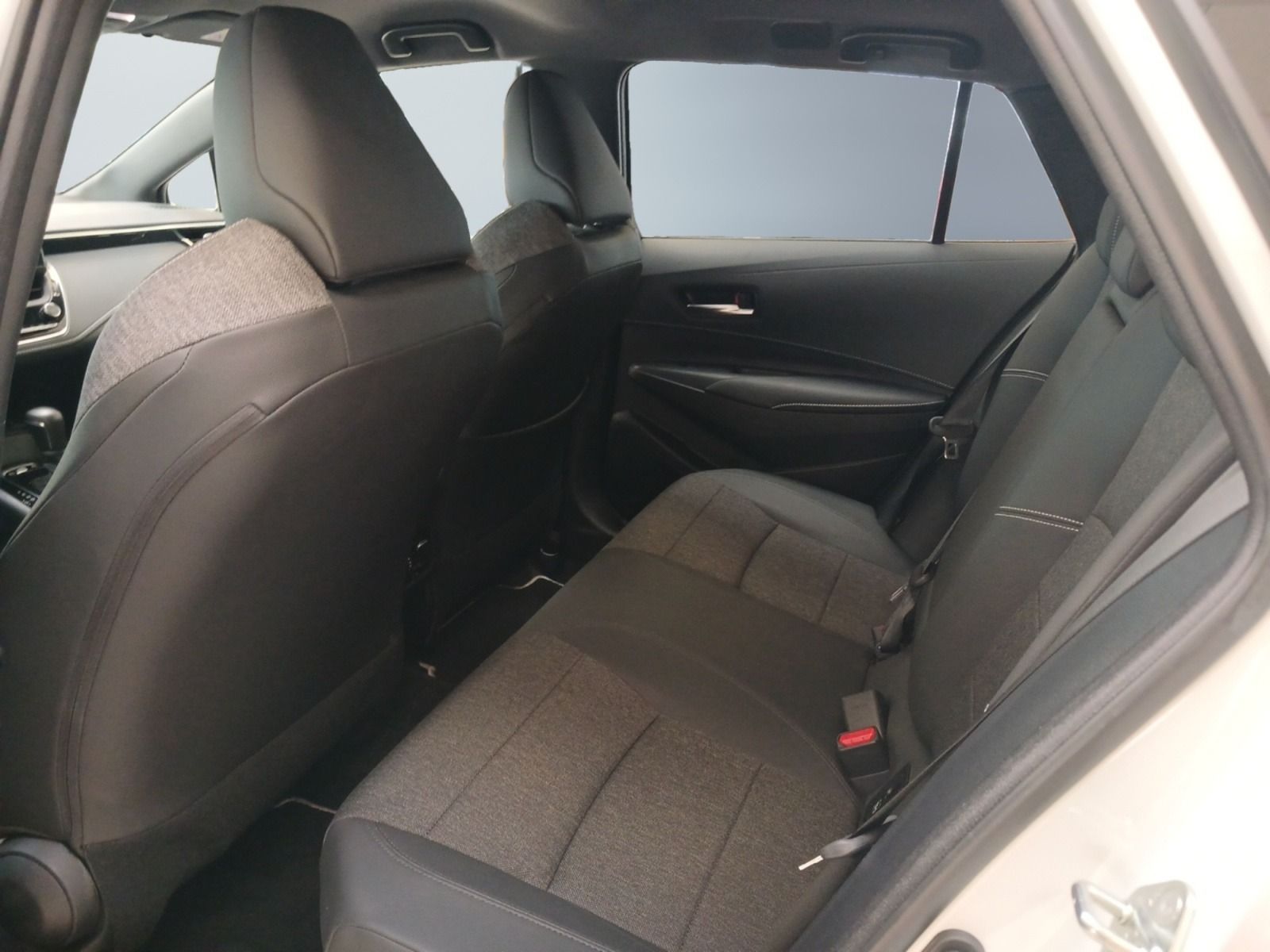 Toyota Corolla Touring 2.0 Sports Hybrid Team D*ACC*KAM