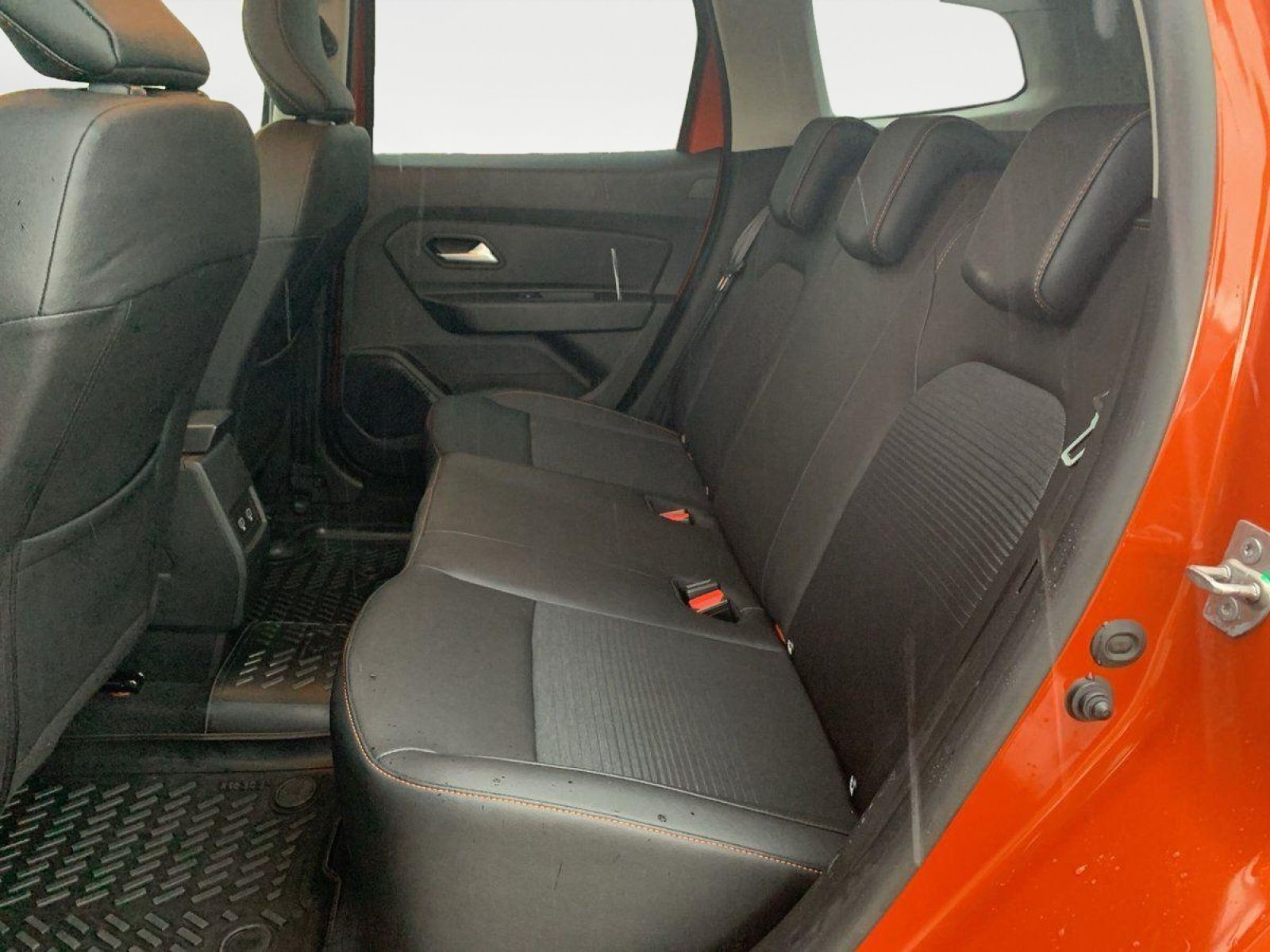 Dacia Duster Extreme 1.3 TCe 130 - Samsaru's Car Outlet