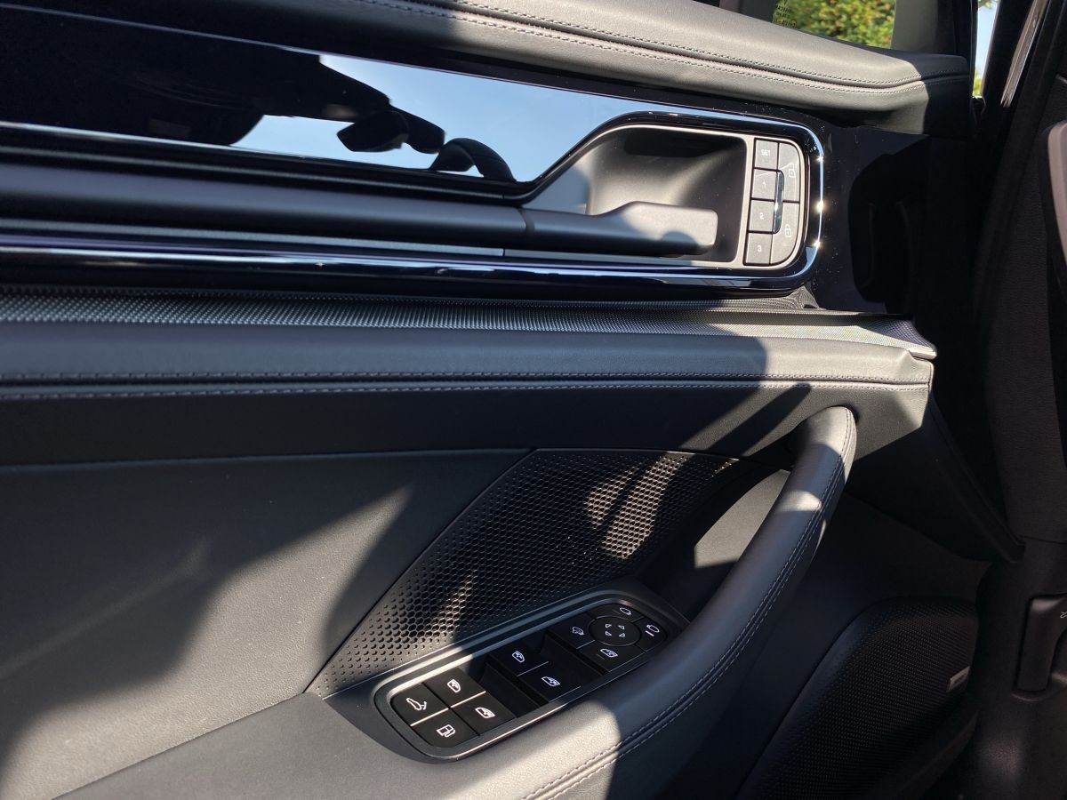 Porsche Panamera 4 E-Hybrid |Active Ride | Head-Up