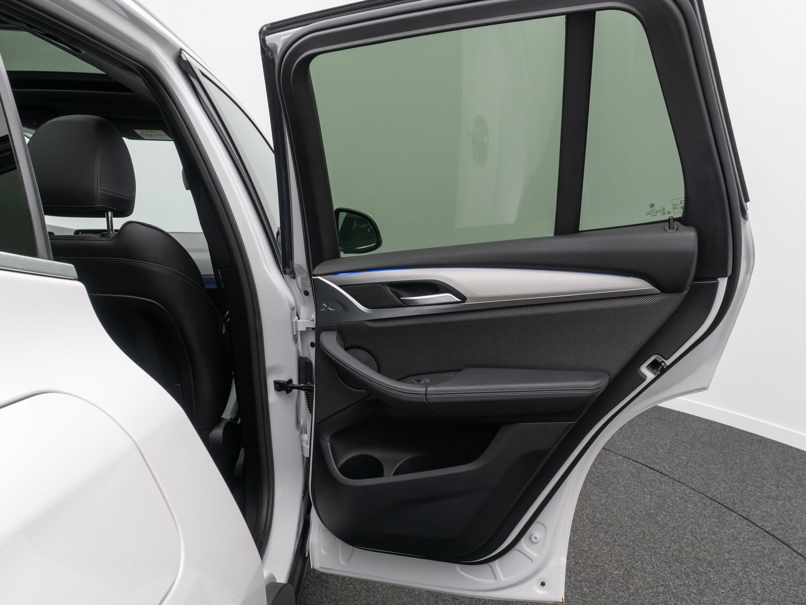 BMW X3 xD20d xLine - Samsaru's Car Outlet