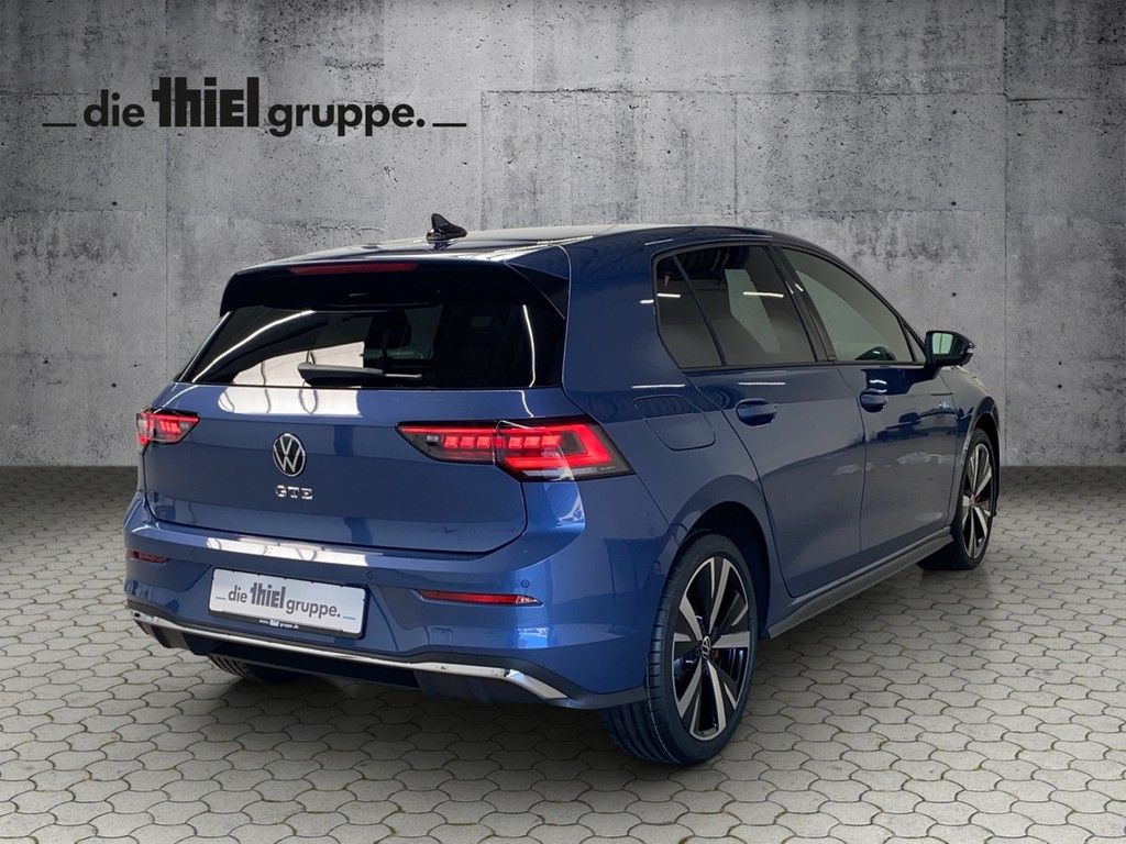 Volkswagen Golf  1,5l eHybrid DSG GTE Matrix+AHK+360°Kamera