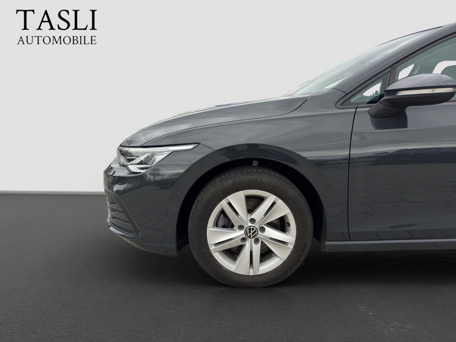 Volkswagen Golf VIII/8 Variant Life - Samsaru's Car Outlet