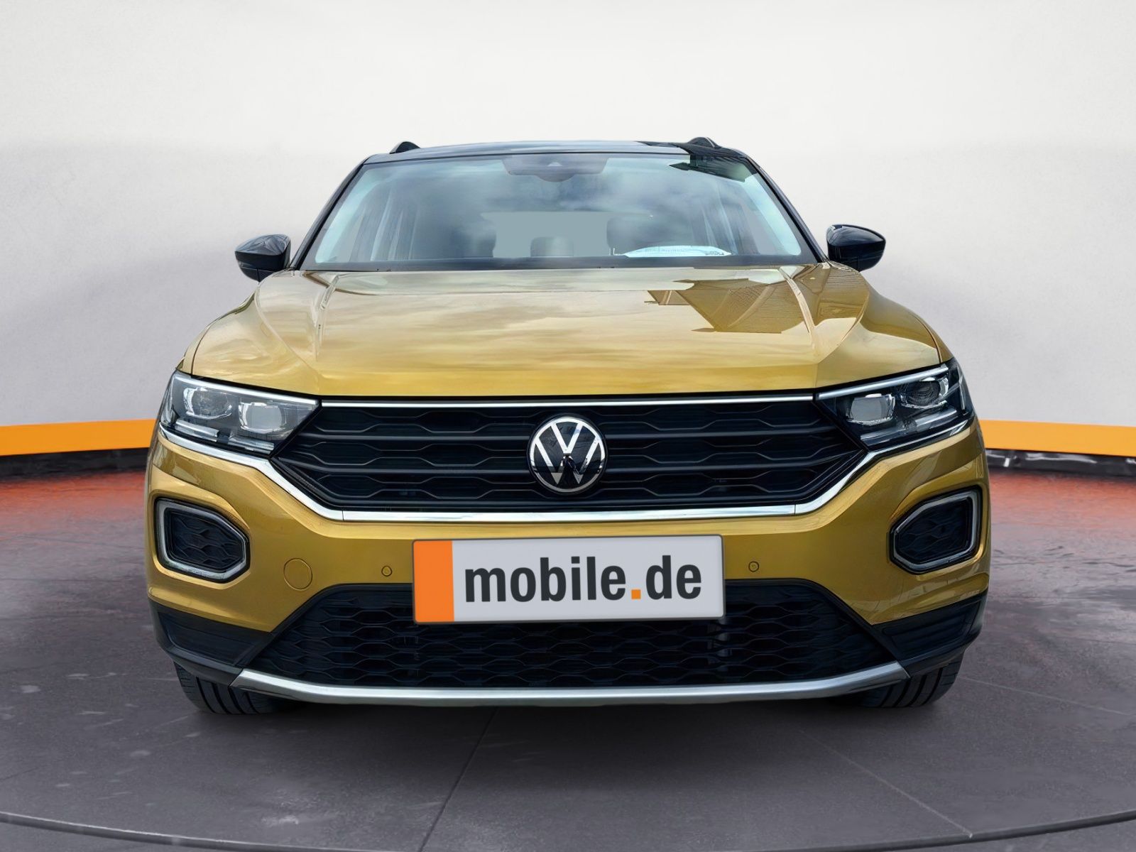 Volkswagen T-Roc 1.5 TSI ACT Style - Samsaru's Car Outlet