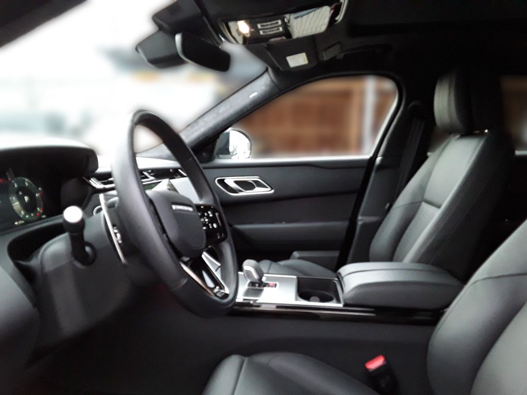 Range Rover Velar D300 Autobiography - Samsaru's Car Outlet