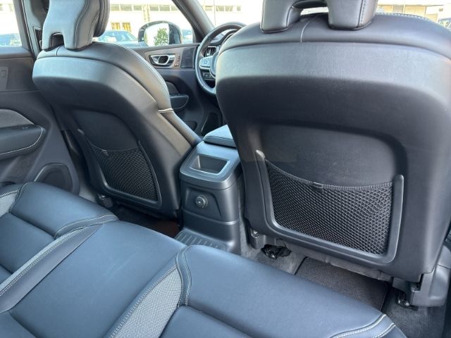 Volvo XC60 R Design T6 21''LM AHK ACC Google DAB Harma