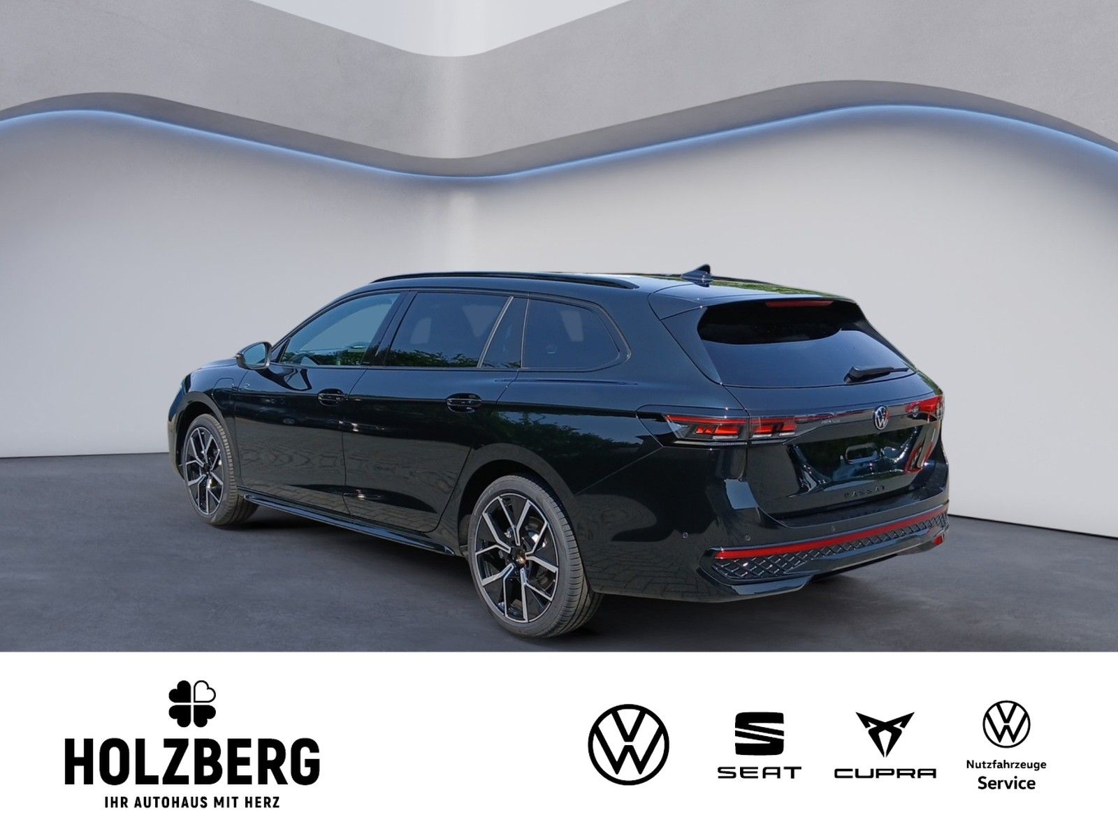 Volkswagen Passat R-Line 1.5 eHybrid DSG SIGNATURE+AHK+PANO