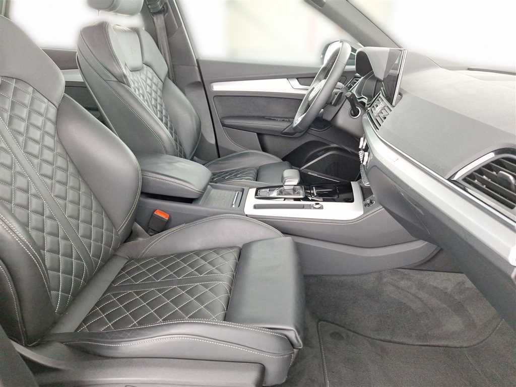 Audi Q5 S line 45 2.0 TFSI quattro S-tronic MatrixLED