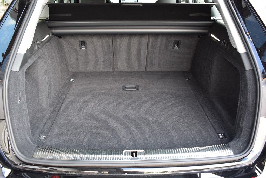 Audi A4 Avant 50 TDI qu - Samsaru's Car Outlet