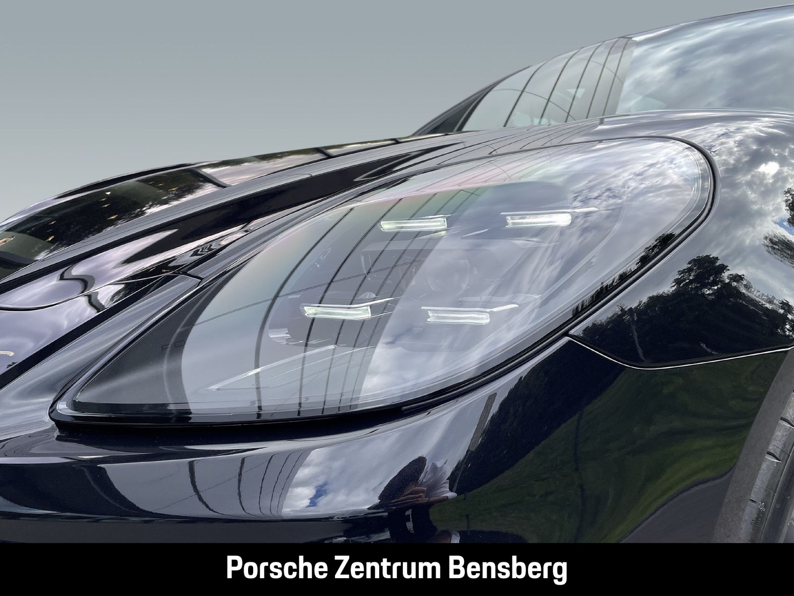 Porsche Panamera 4 E-Hybrid