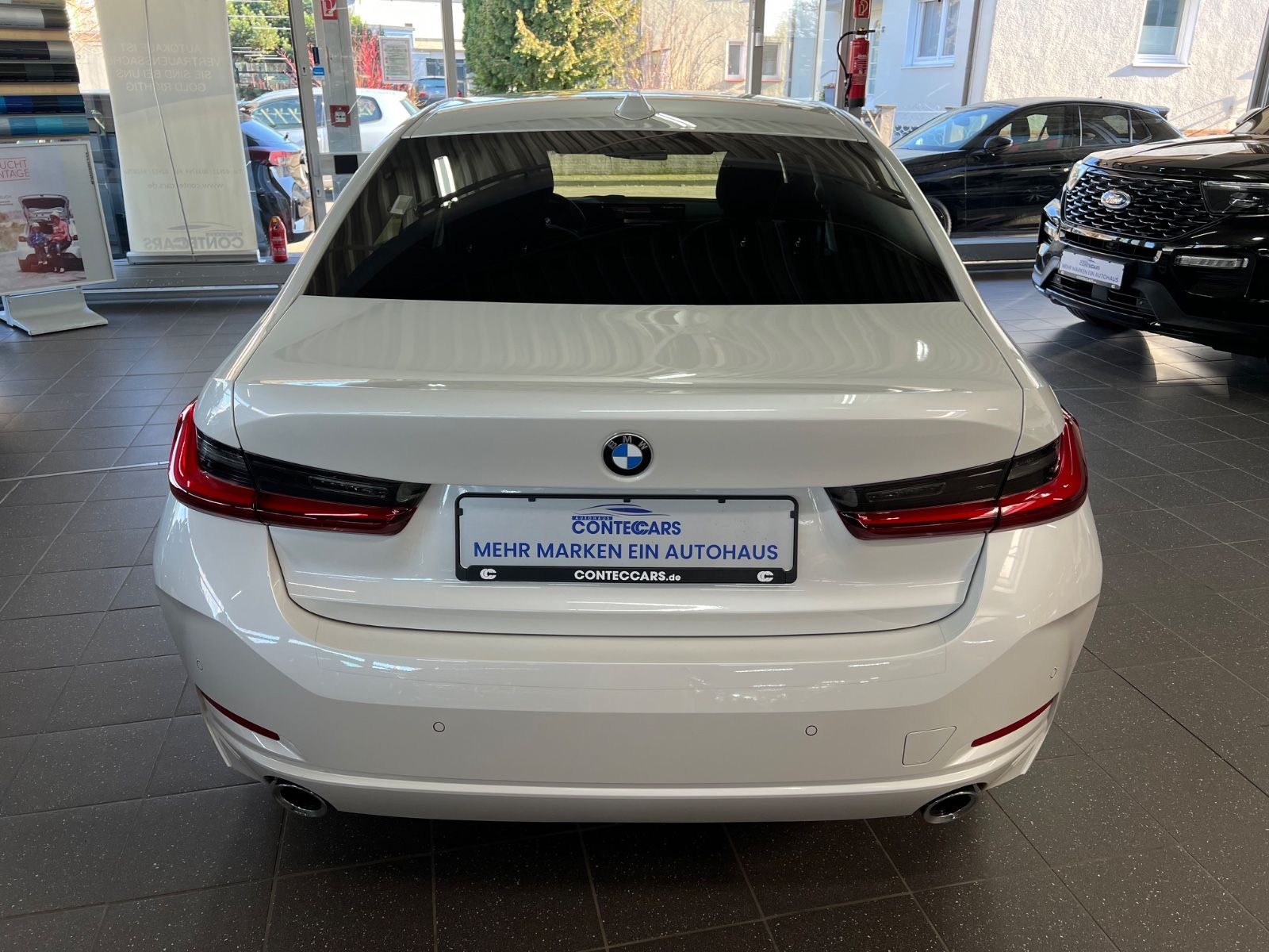 BMW 320 d xDrive Limousine Driving Assist+LED+CURVED