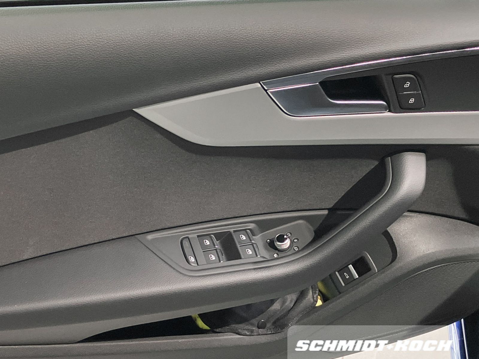 Audi A4 Avant 35 2.0 TDI advanced S tronic - Samsaru's Car Outlet