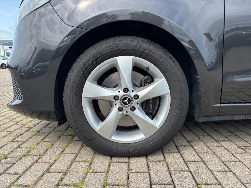 Mercedes-Benz V 220 d EDITION - Samsaru's Car Outlet