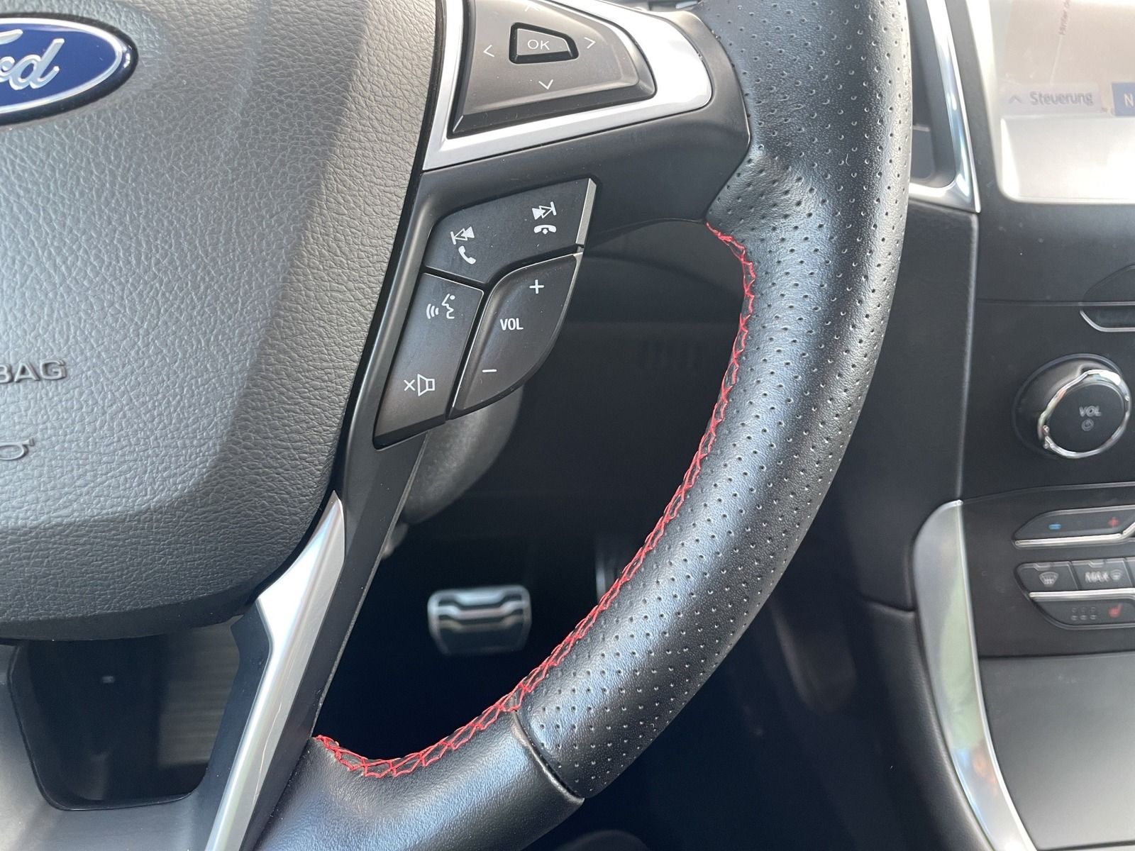 Ford S-MAX 2.0 EB ST-Line AHK/NAVI/LED/MEMORY/RFK