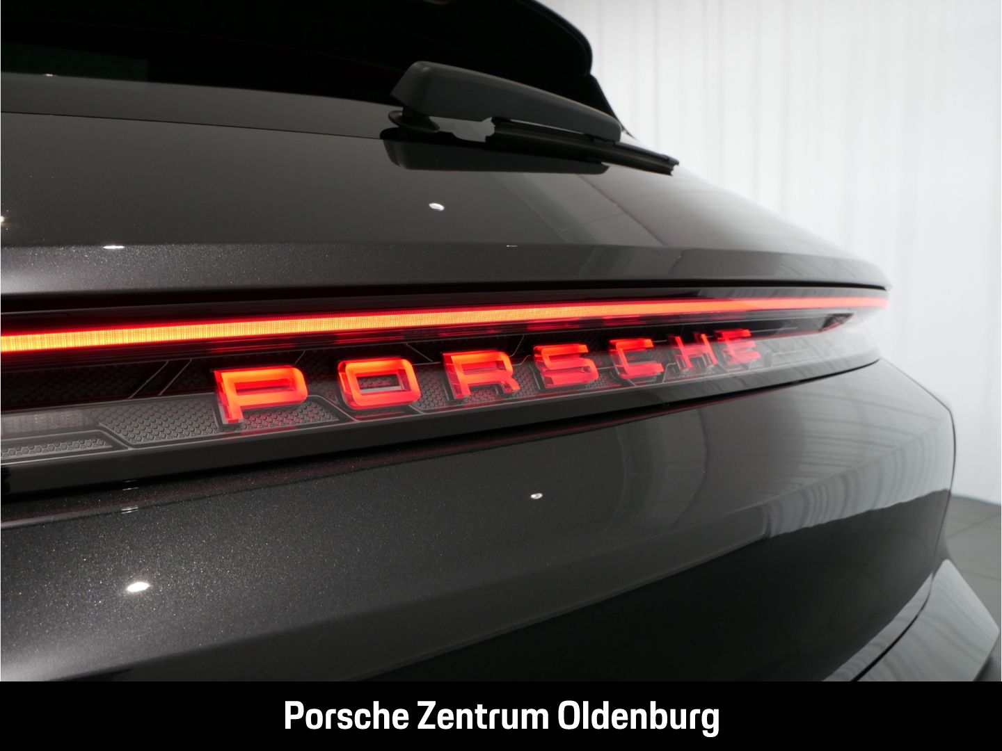 Porsche Taycan 4 Cross Turismo Pano HuD BOSE HuD InnoDri