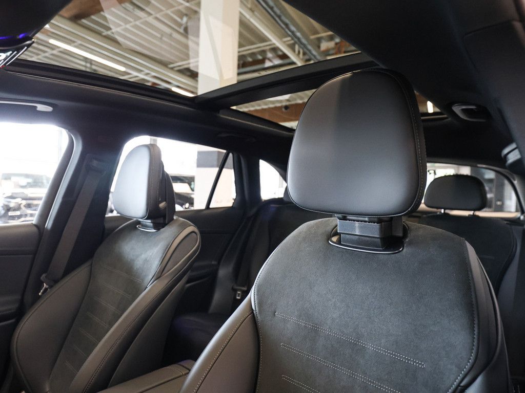 Mercedes-Benz GLC 220 d 4M AMG Edition AHK Distr. LED Pano Nav