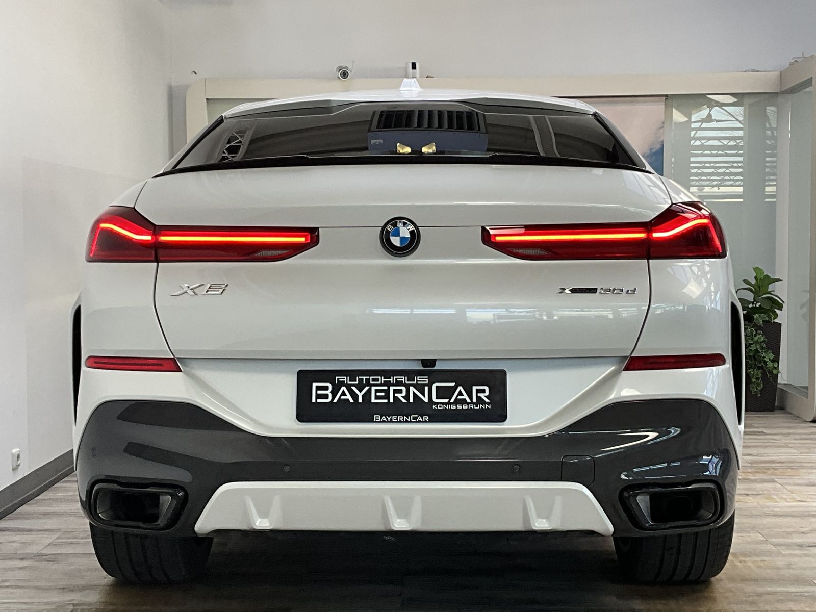 BMW X6 xDrive30d M Sport Pro - Samsaru's Car Outlet